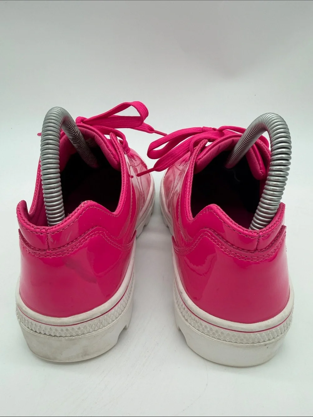 Skechers Women's 155201 Hot Pink Patent Roadies 90sBBY Casual Shoes Size 7.5